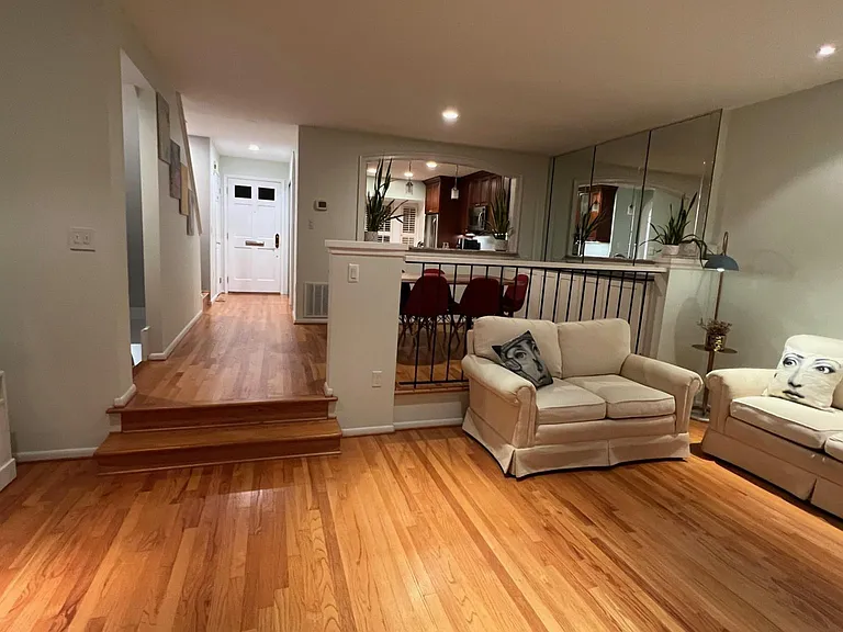 First floor: living room