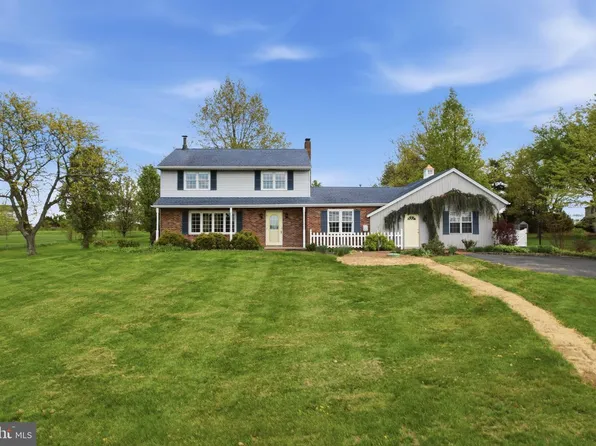 684 Hunsicker Rd, Telford, PA 18969