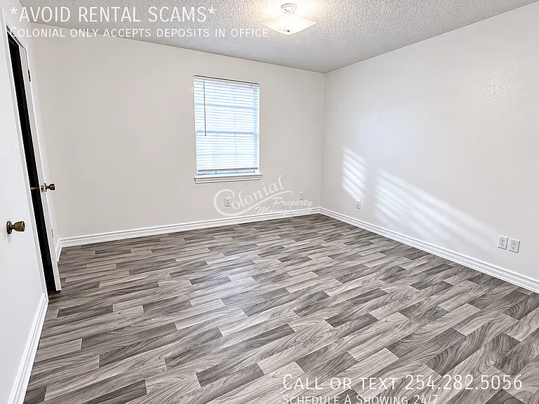 4805 Cedarhill Cir #B — Photo 6