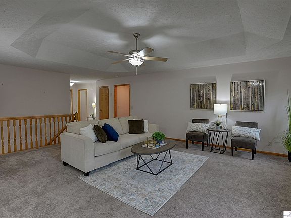 4th image of 10516 Brentwood Dr