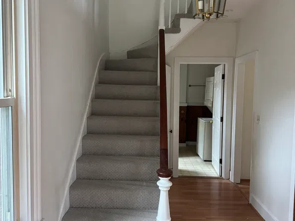5.1 Kings Ct, Framingham, MA