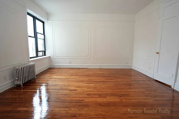 Rented by Norman Raindel, LREB | media 54