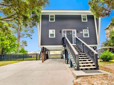 181 W 8th Ave, Gulf Shores, AL, 36542