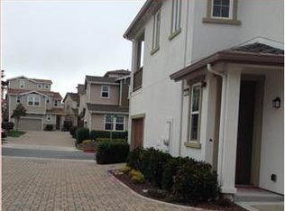 353-357 Sycamore St, Pacifica, CA 94044