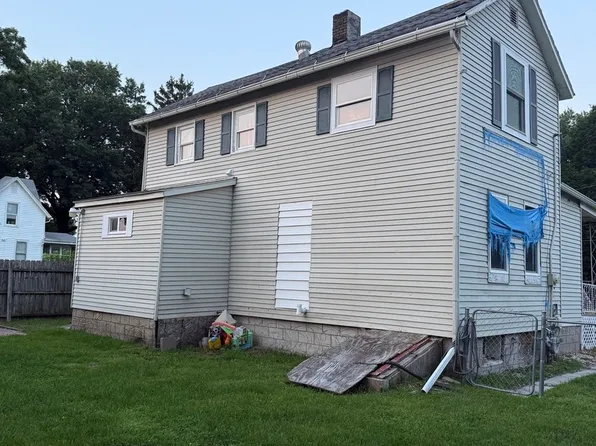 714 Clark St, Galesburg, IL 61401