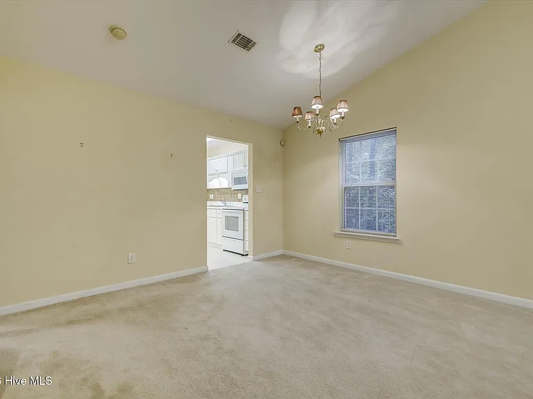 301 Beech Ln — Photo 13