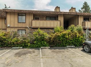 1221 N Peach Ave APT 226, Fresno, CA