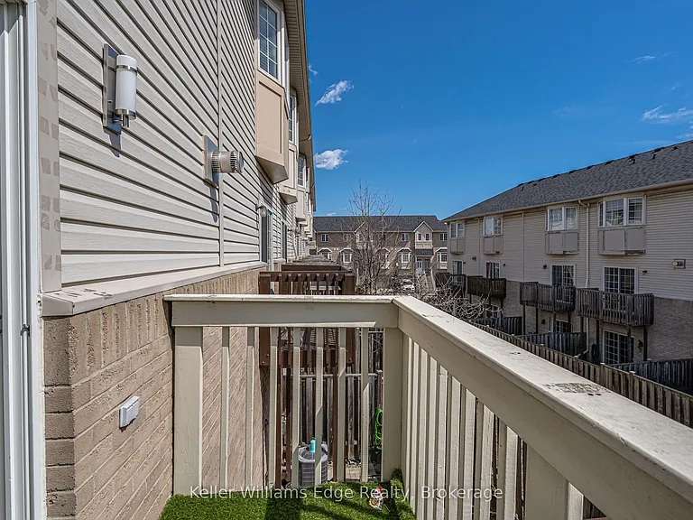 5080 Fairview St #8 — Photo 23