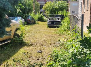 210 N Laporte Ave, Chicago, IL 60644