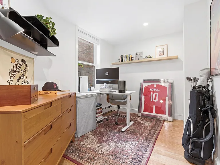 4 Derne St #2 — Photo 20