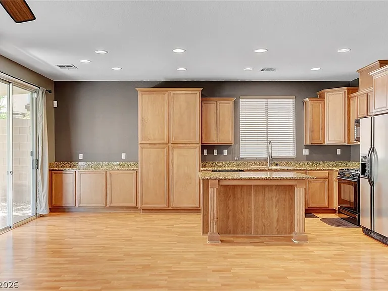 1005 Roaring River Ave — Photo 18