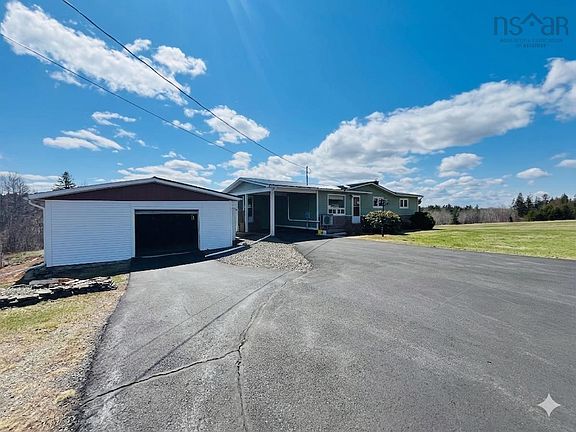 3rd image of 1058 Little Forks Rd
