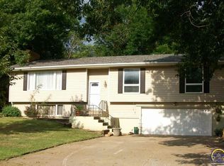 4942 NW Cayuse Trl, Topeka, KS 66618
