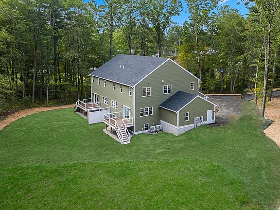 5th image of 19 Birch Ln #19
