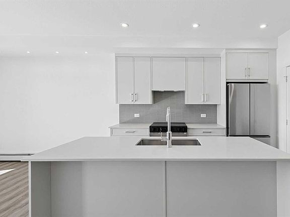 3rd image of 1802 NW Mahogany Blvd SE #6411
