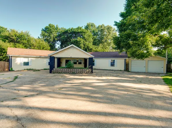 1565 E Briar Street, Springfield, MO 65804
