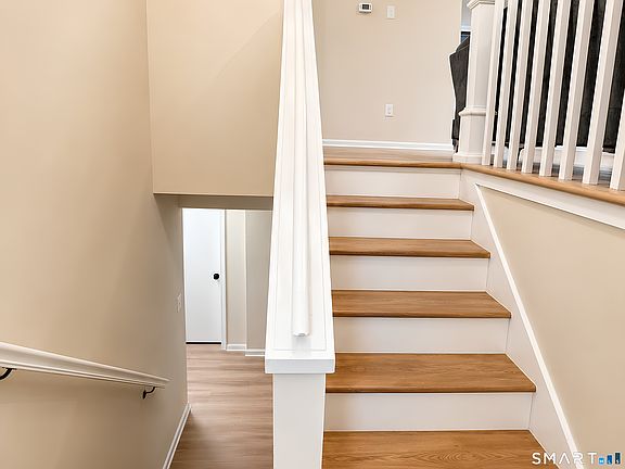 4th image of 25 Asher Avenue