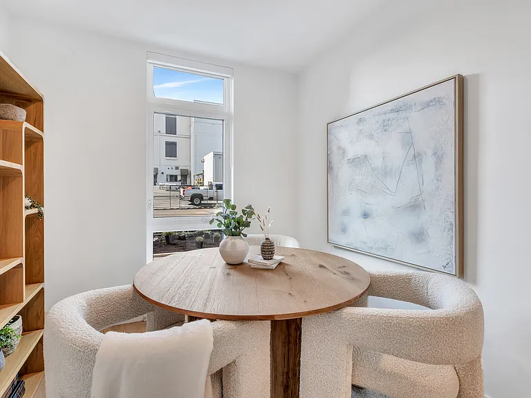 235 Wallace St — Photo 35