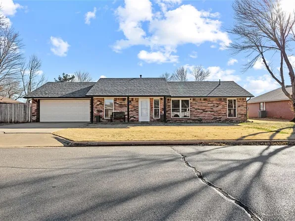 1312 E Quail Ave, Weatherford, OK 73096