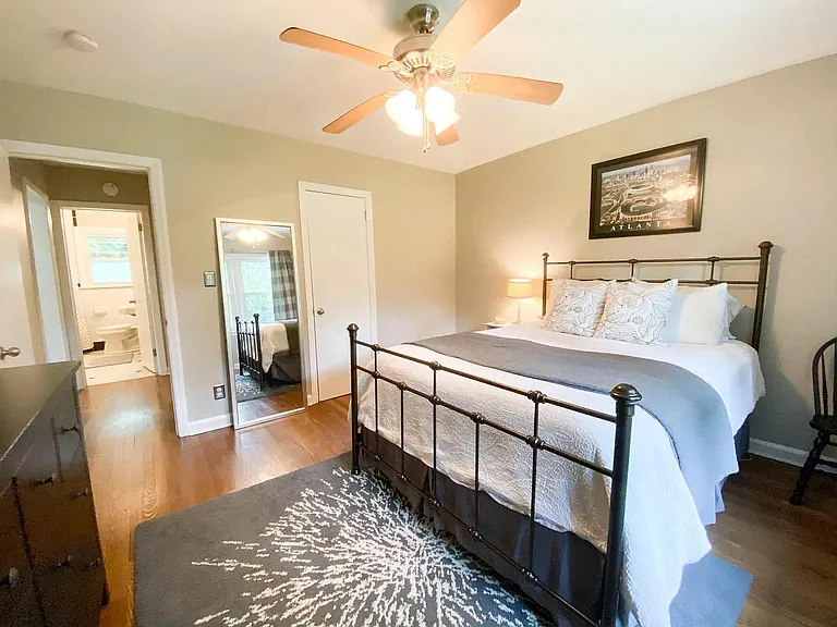 607 Burke Rd NE #A — Photo 10