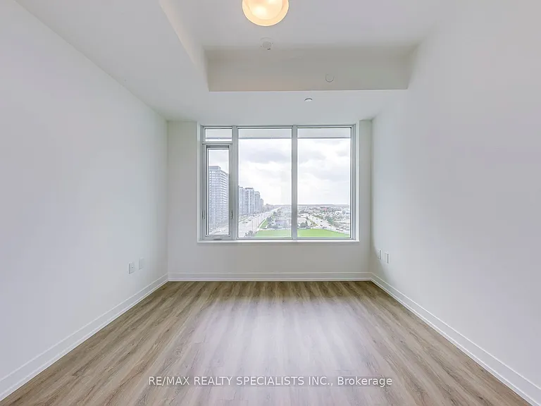 2485 Eglinton Ave W #1018 — Photo 21
