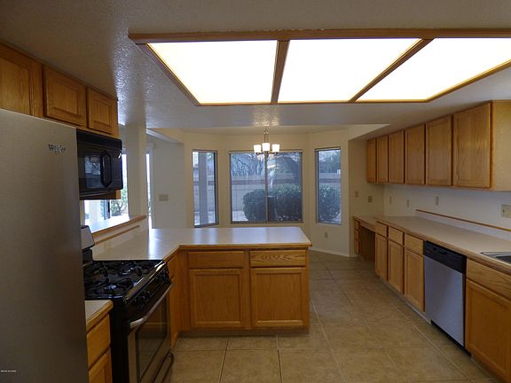3rd image of 12549 N Wayfarer Way