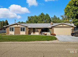 11982 Bonnie Ln, Nampa, ID 83651