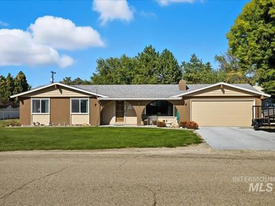 11982 Bonnie Ln, Nampa, ID, 83651