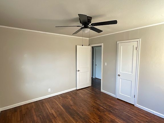 5th image of 1307 N Vandalia Ave
