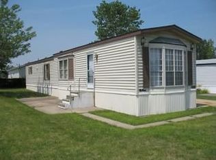 10033 William Henry Dr, Streetsboro, OH 44241