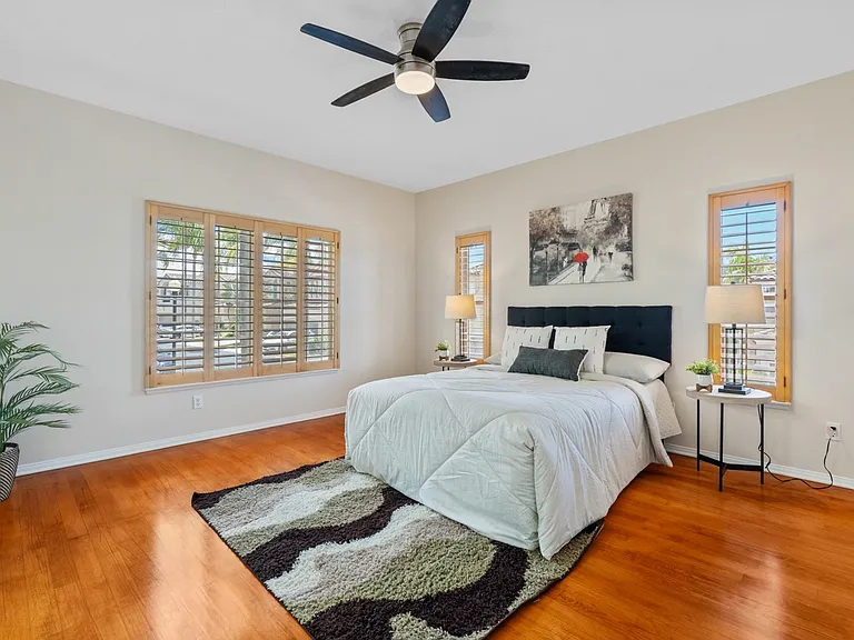 11454 Miro Cir — Photo 29
