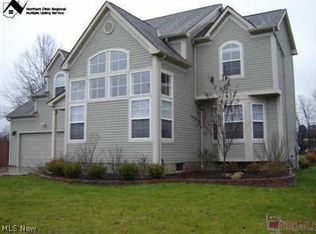 926 Skyland Dr, Macedonia, OH 44056