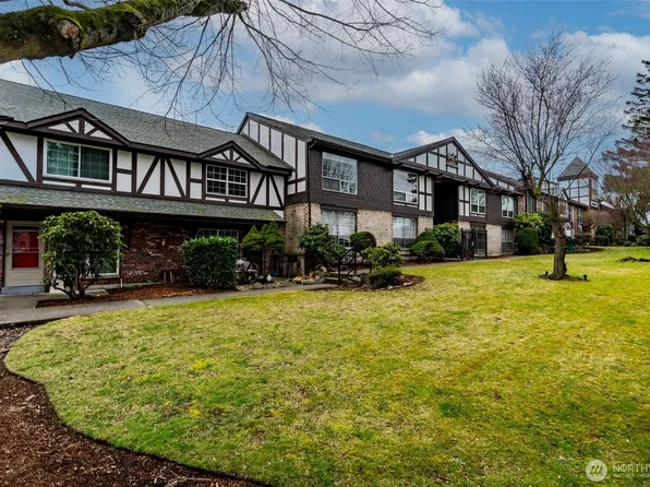 3425 S 176th St Unit 212, Seatac, WA 98188