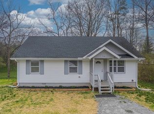 39 Roper Ln, Dawsonville, GA 30534