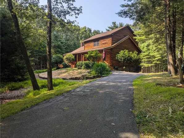 196 Majestic Dr, Saylorsburg, PA 18353