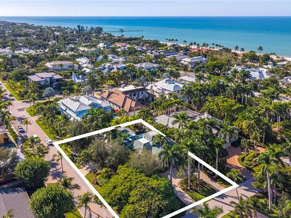 180 7th AVE S, NAPLES, FL 34102