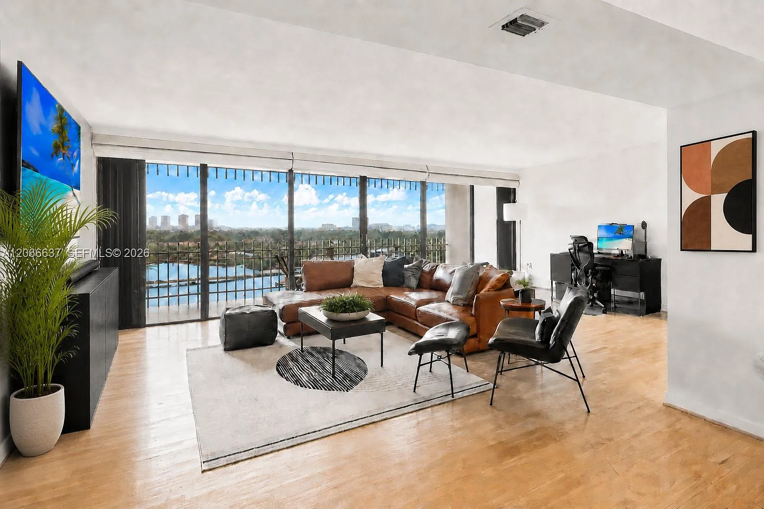 Grove Isle Condo — Photo 2