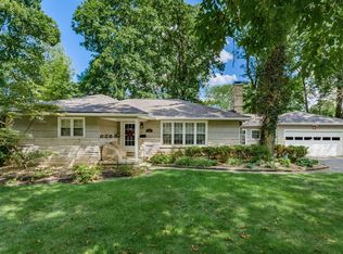 3086 Leeds Rd, Columbus, OH 43221