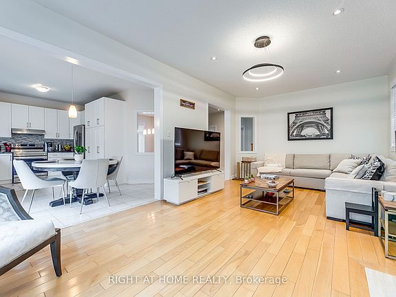2nd image of 2471 Hertfordshire Way