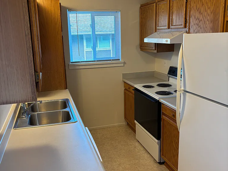 1600 S Kent Des Moines Rd #1 — Photo 7