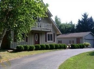 6125 Brophy Rd, Howell, MI 48855