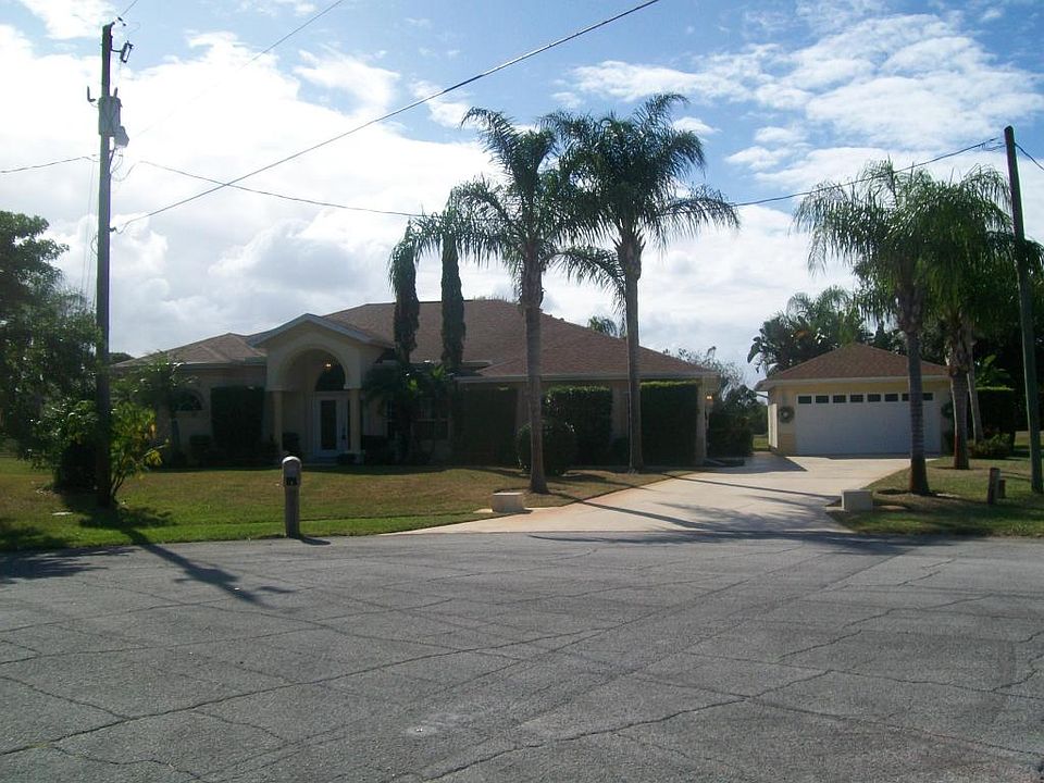 1st image of 6165 NW Nolia Ct