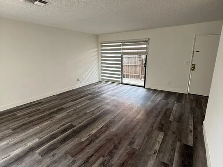 1835 W 145th St #9 — Photo 12