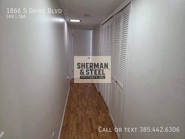 1866 S Davis Blvd — Photo 27