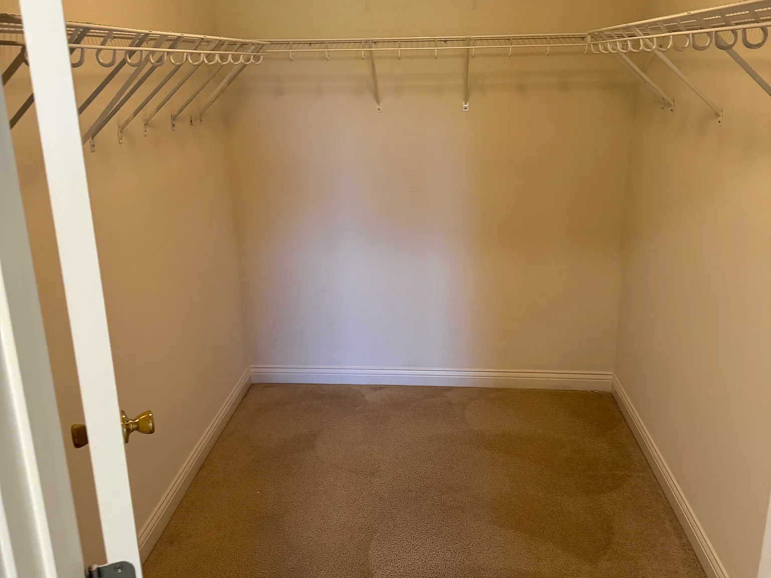 2 bed, 1450 sqft, $2,000 — Photo 4