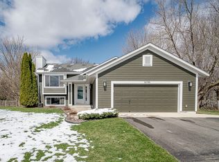 16785 Ides Cir, Lakeville, MN 55044