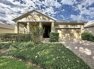 107 Crescent Moon Dr, Groveland, FL 34736