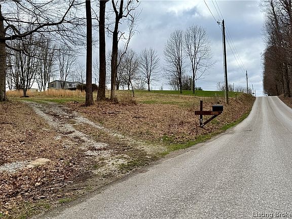 2nd image of 2012 S Hickory Grove Road