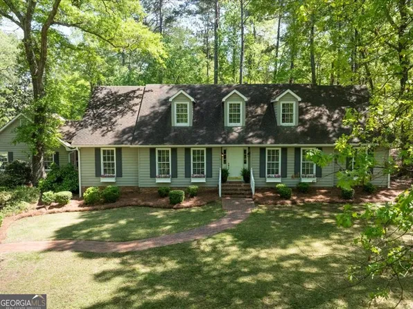 5761 Kentucky Downs Dr, Macon, GA 31210