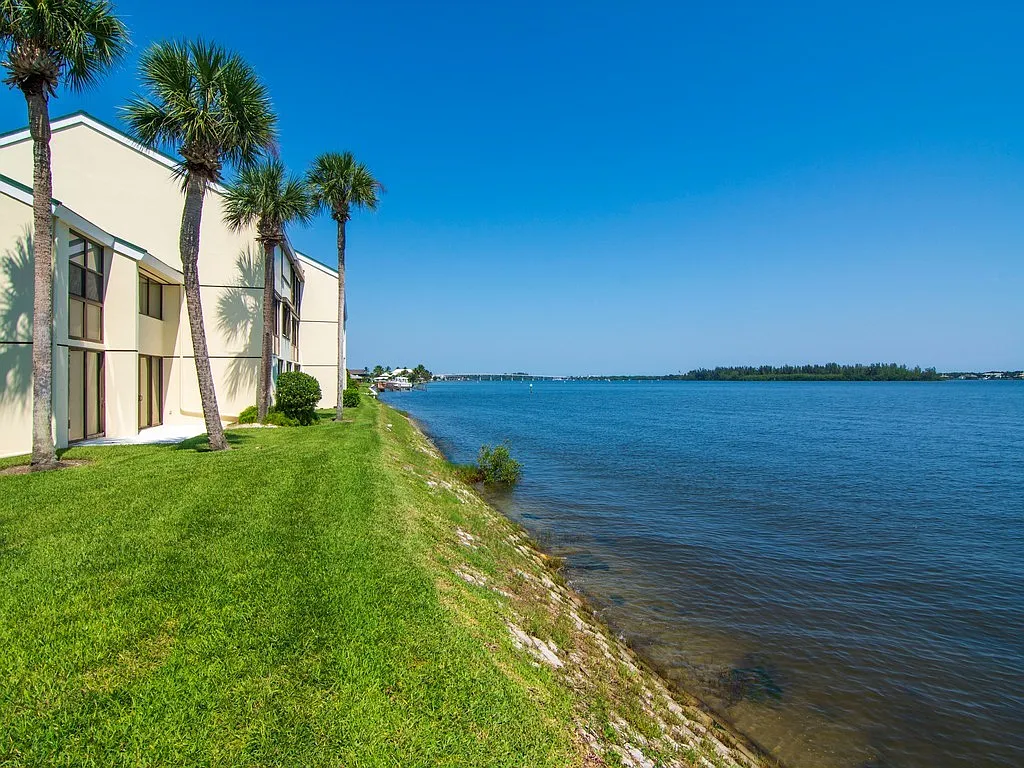 2 bed, 1400 sqft, $3,000 — Photo 4